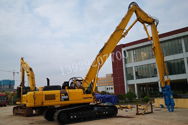 【挖掘機拆樓臂】什么是挖掘機拆樓臂？